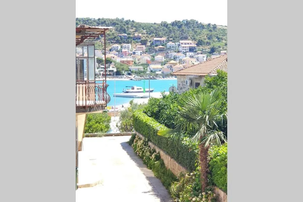 Oleandar Apartment Trogir