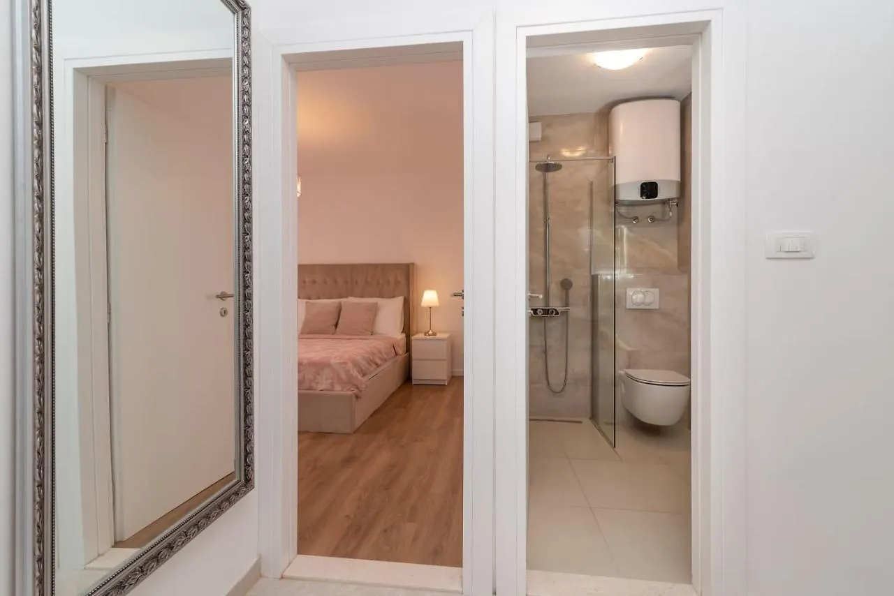Oleandar Apartment Trogir